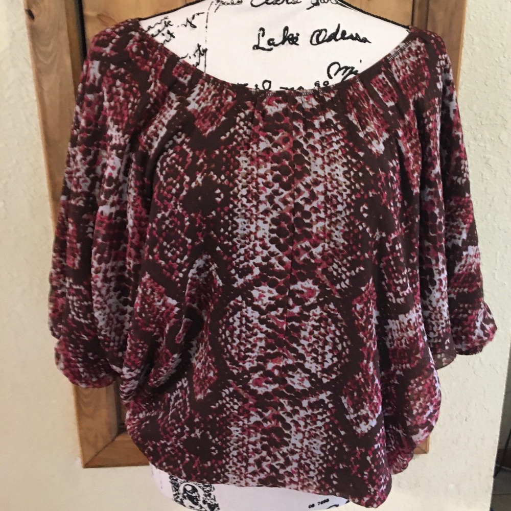 Over Shoulder Blouse - Picture 3 of 8